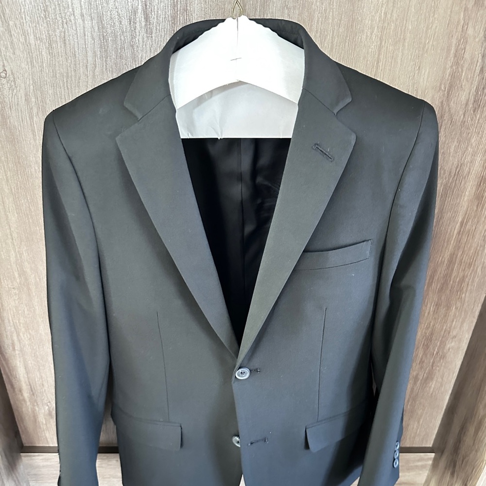 Jos A Bank boys 1905 black collection suit.
